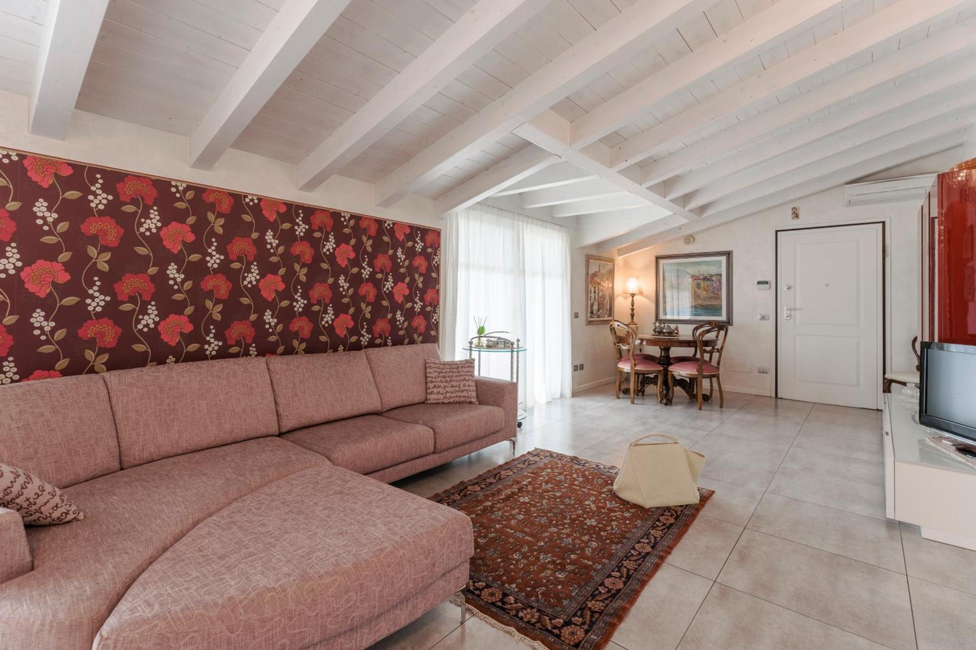 Matteotti Apartments ديسينسانو ديل غاردا المظهر الخارجي الصورة